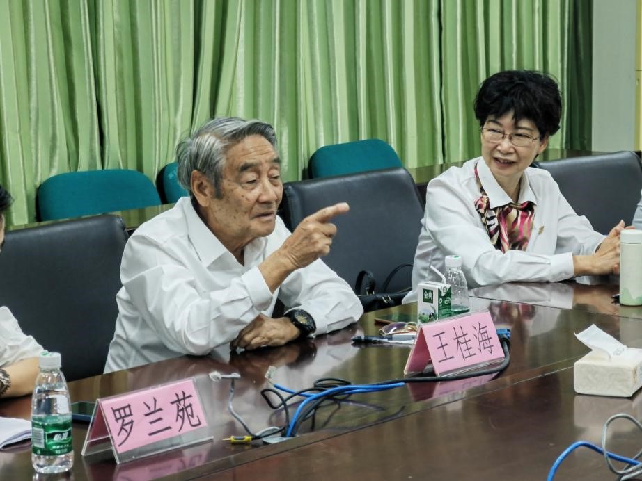 计算机学院关工委召开学习党的二十大报告精神师生座谈会4.jpg